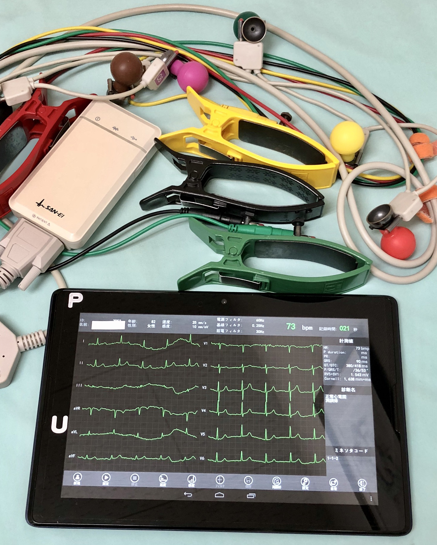 タブレット心電計